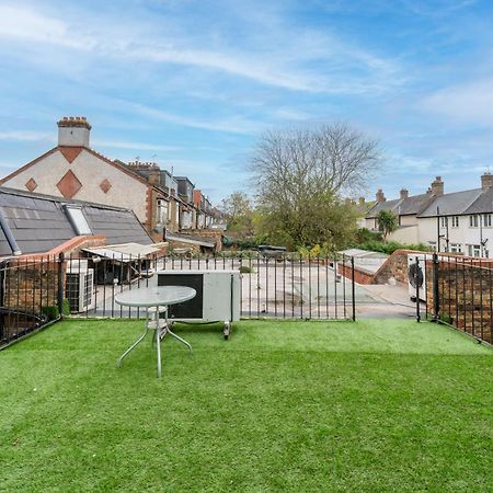 The Tooting Bec Hideaway - Prime Location Londres Exterior foto